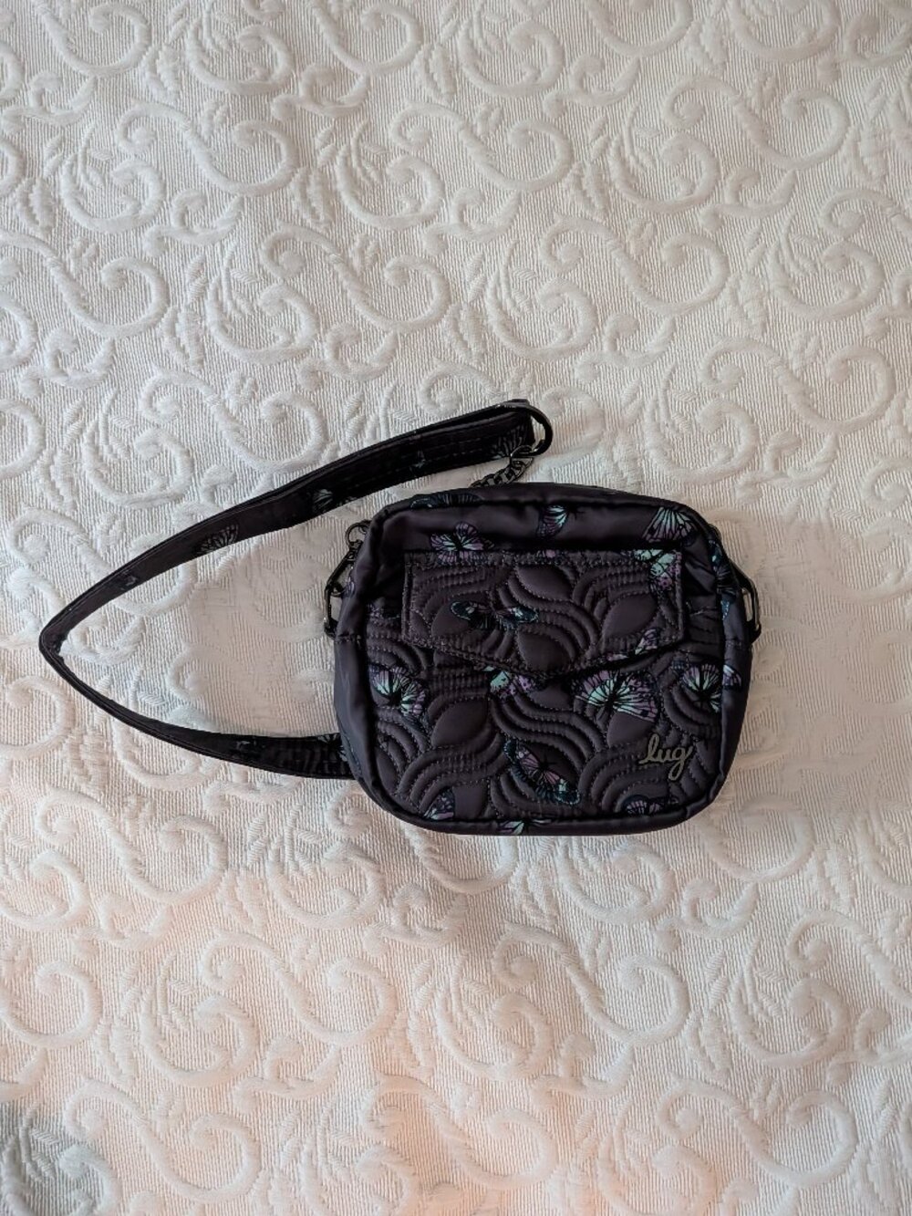 Small Butterfly Lug Swing Purse - Picture 12 of 12